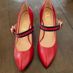 BNIB GUCCI WEB Red heels size 37.5